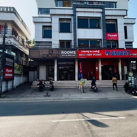 K V Suites Kochi المظهر الخارجي الصورة
