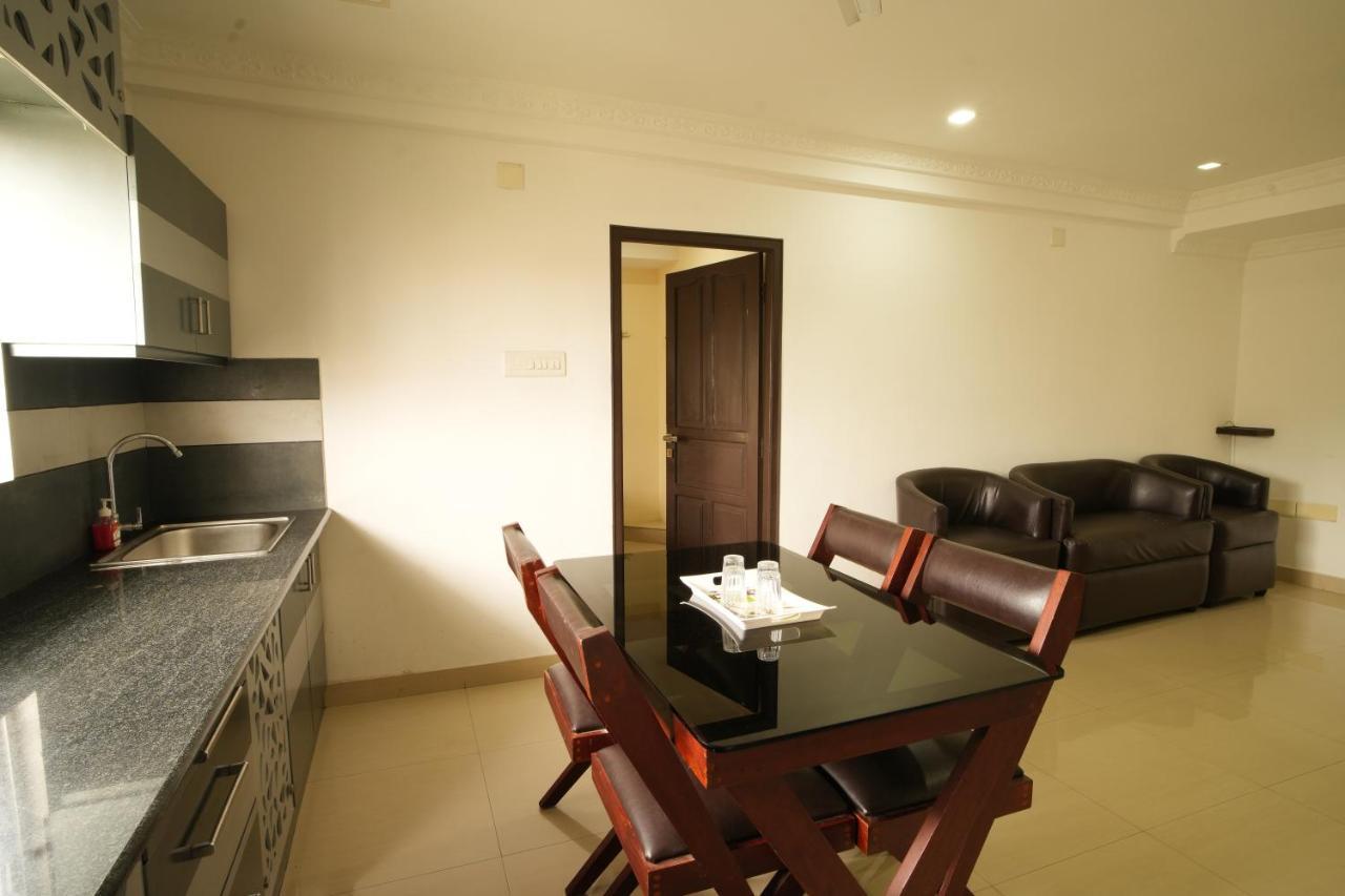 K V Suites Kochi المظهر الخارجي الصورة