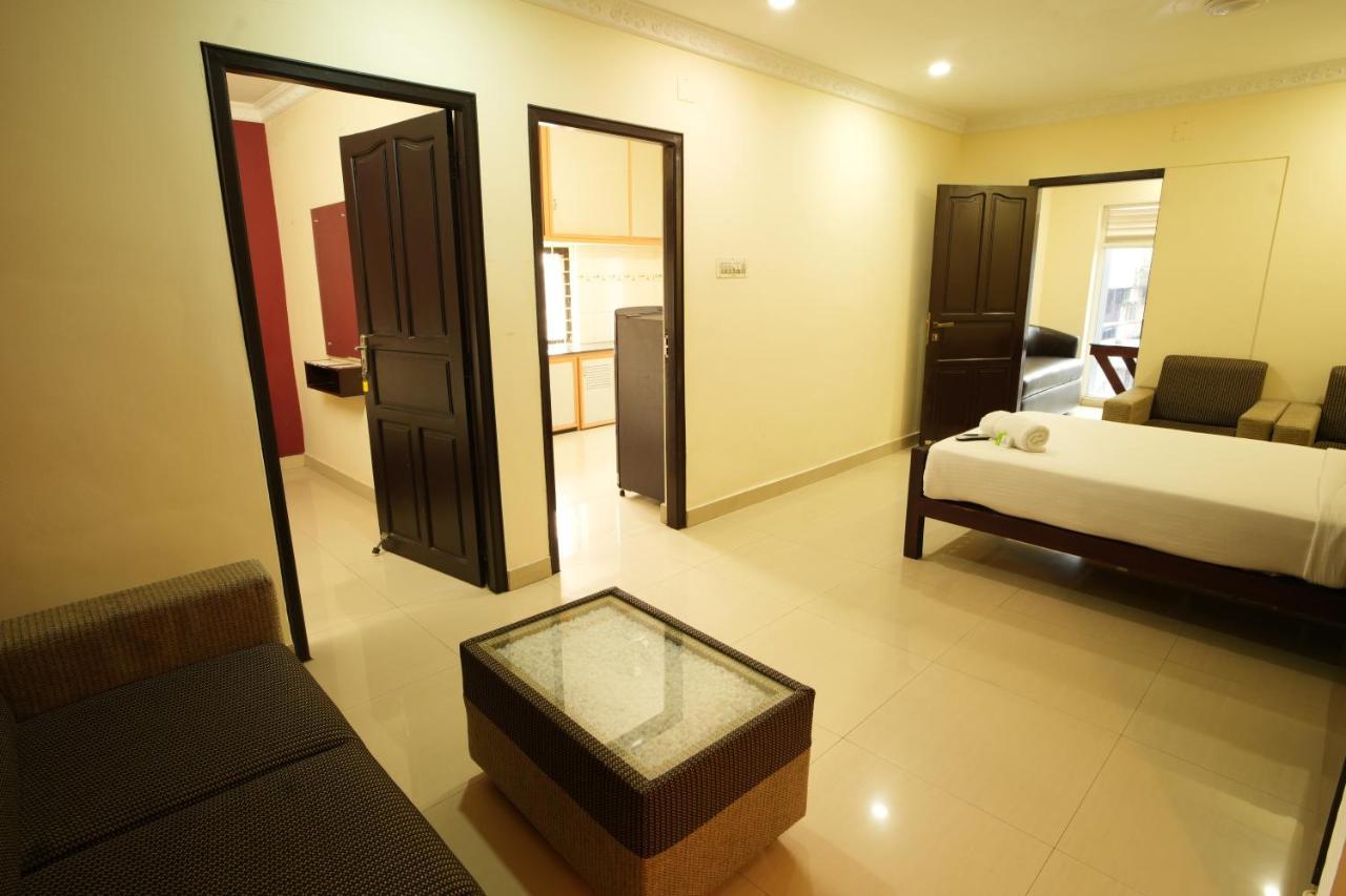 K V Suites Kochi المظهر الخارجي الصورة