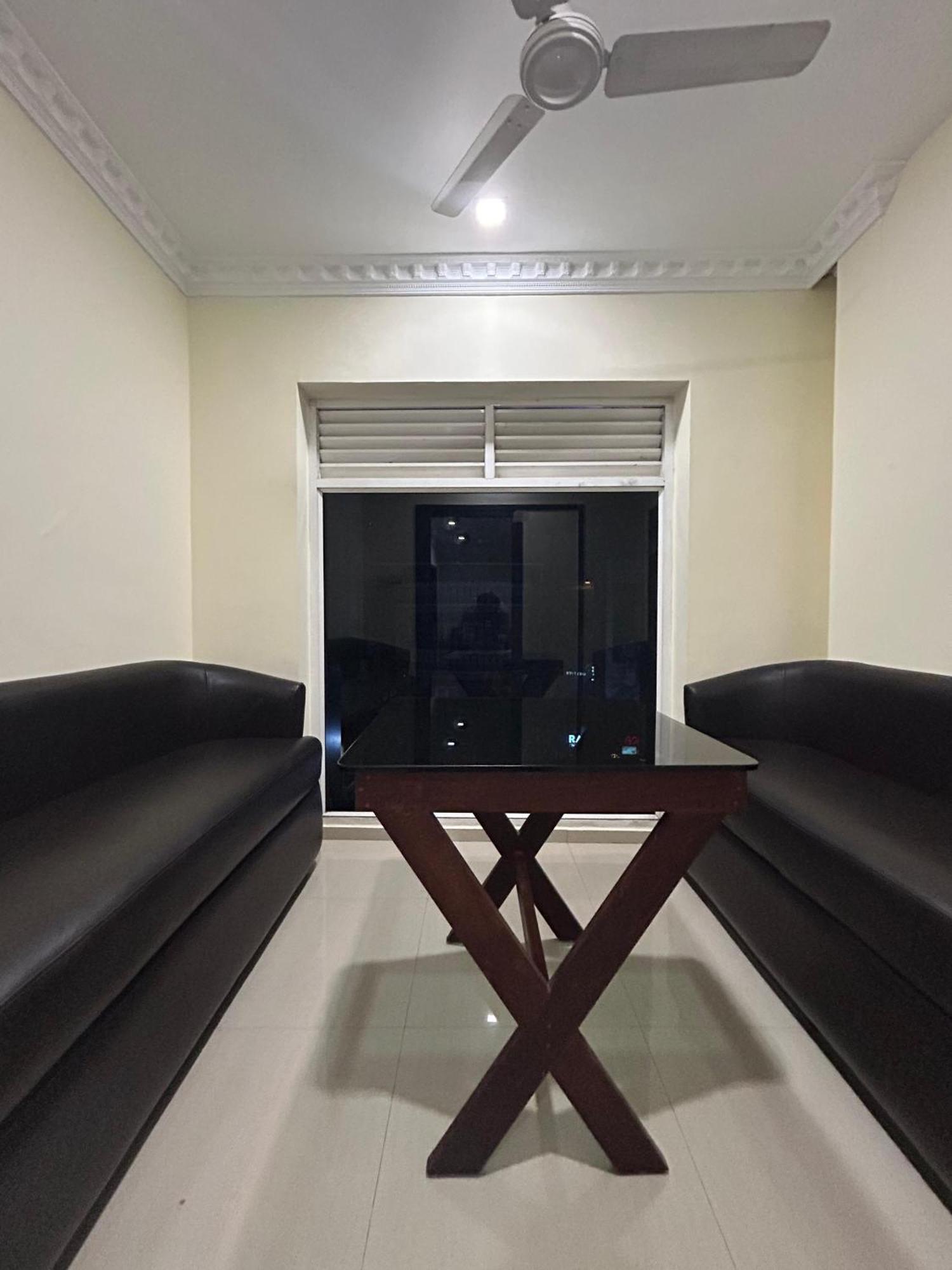 K V Suites Kochi المظهر الخارجي الصورة