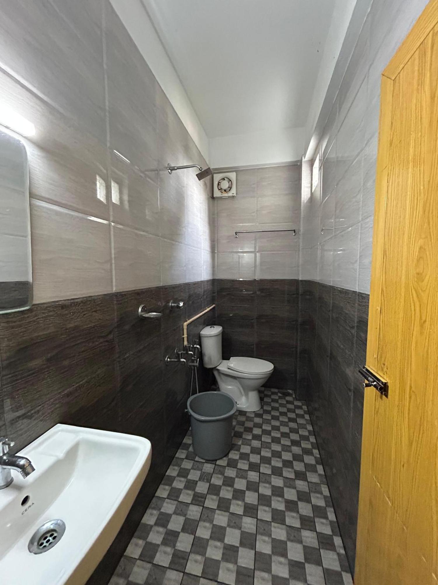 K V Suites Kochi المظهر الخارجي الصورة