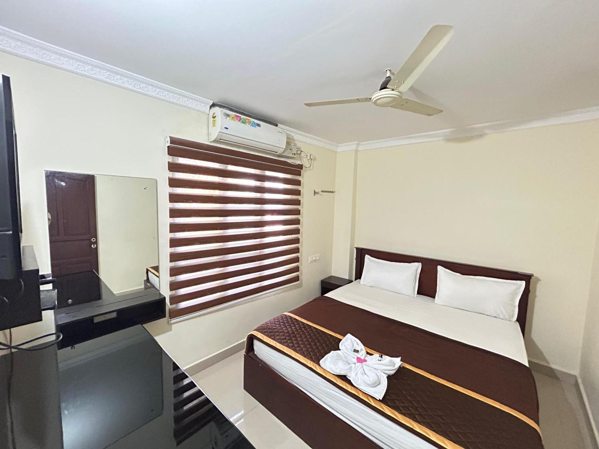K V Suites Kochi المظهر الخارجي الصورة